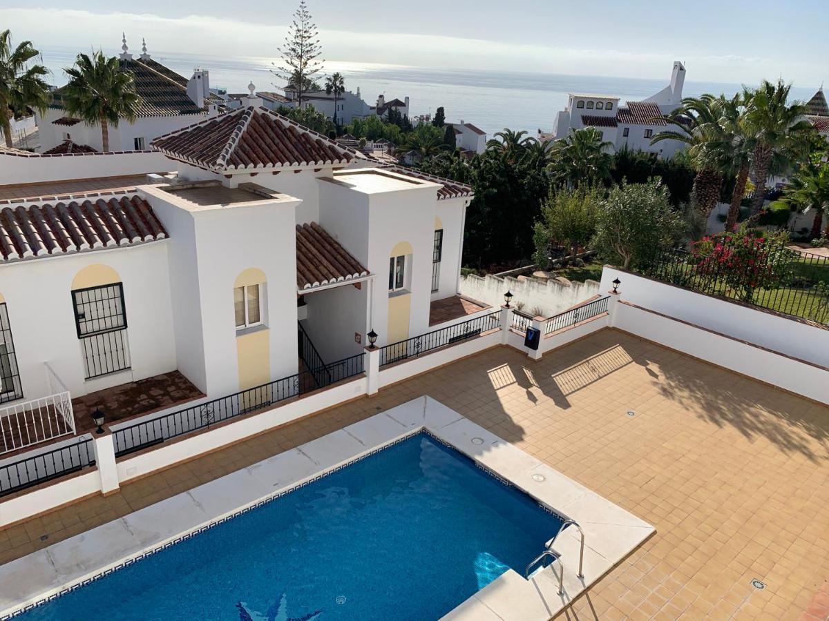 Playa Burriana, Tva Terasser, Havsutsikt, Pool 네르하 외부 사진